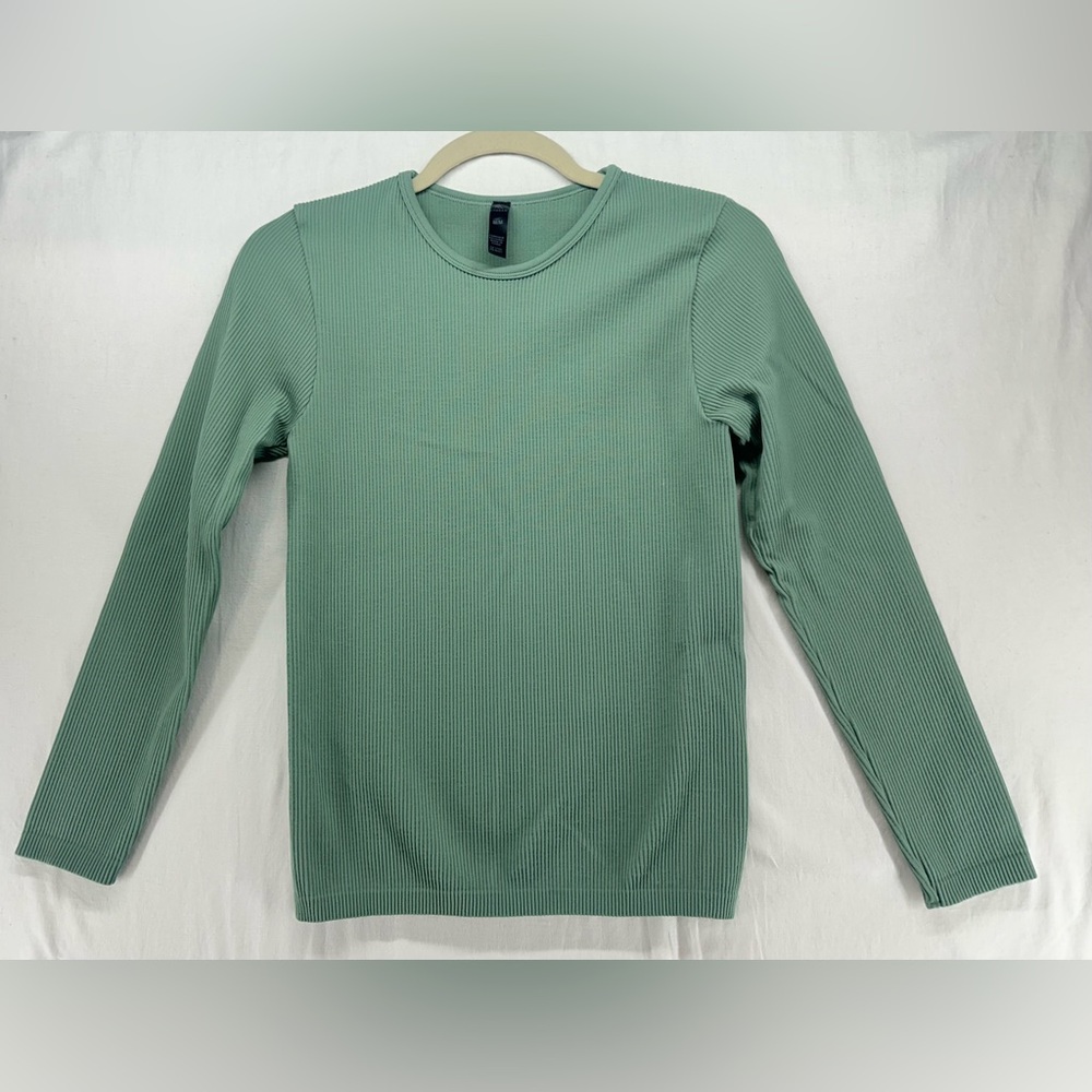 Kyodan Luxe Ribbed Seamless Long Sleeve Shirt Loden Frost Green Women’s Size‎ M